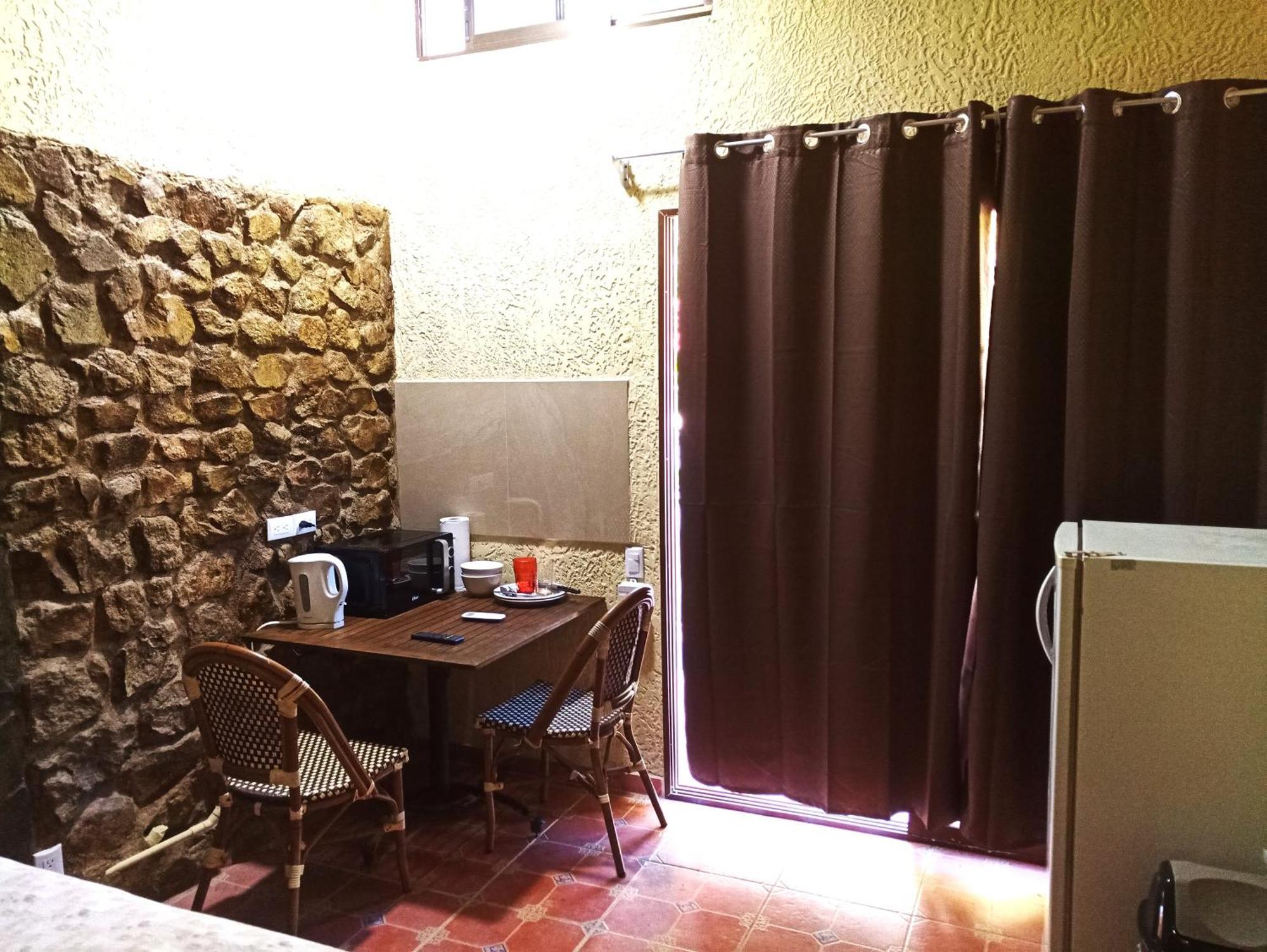 Apartments In Samara Ac Hw 200Mts To The Beach 外观 照片