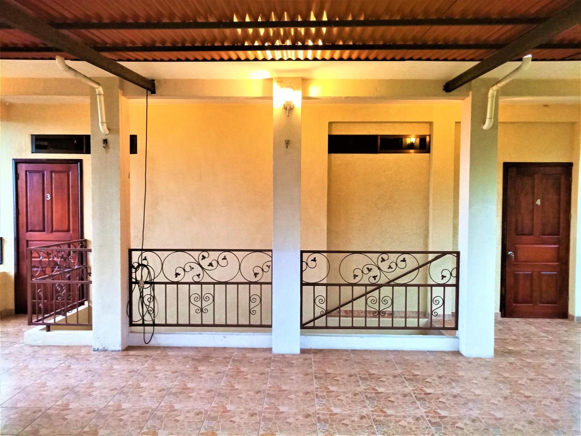 Apartments In Samara Ac Hw 200Mts To The Beach 外观 照片