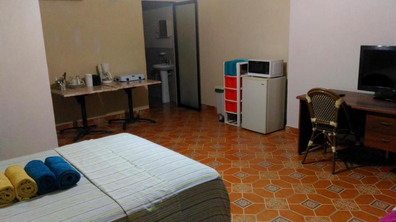 Apartments In Samara Ac Hw 200Mts To The Beach 外观 照片